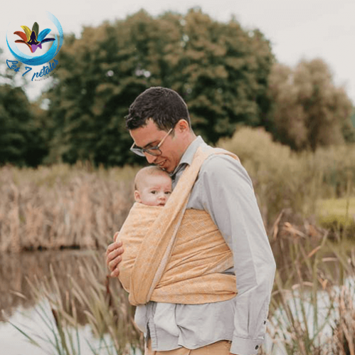 Echarpe Nomade Ocre portage traditionnel pour bébé